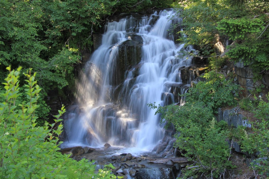 falls near Paradise