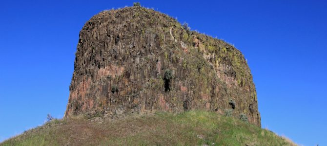 Oregon’s Columbia River Gorge: Hat Rock State Park, April 2018 Oregon’s Columbia River Gorge: Hat Rock State Park, April 2018