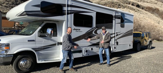 RV Life: Lithium House Battery Installation RV Life: Lithium House Battery Installation
