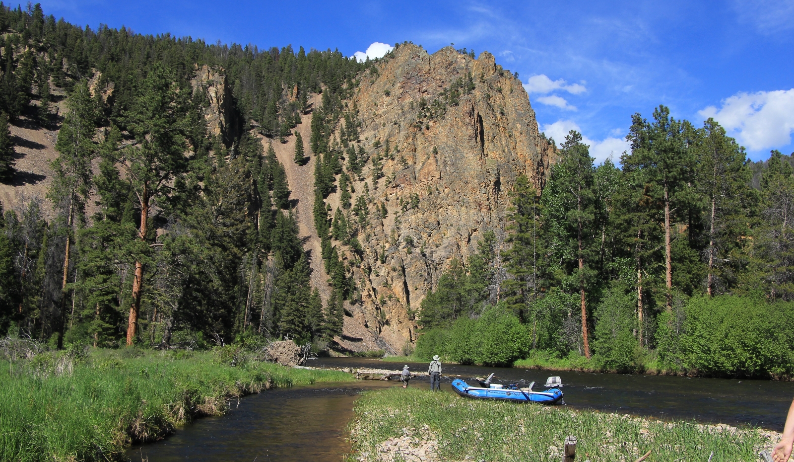 Catching Montana’s Salmon Fly Hatch Evans Outdoor Adventures